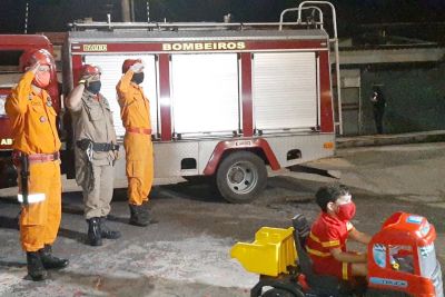notícia: Militares do Corpo de Bombeiros realizam sonho de menino de 4 anos