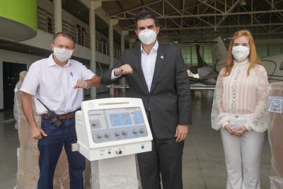 notícia: Para ampliar UTIs, Governo recebe cinco respiradores do Grupo Mateus
