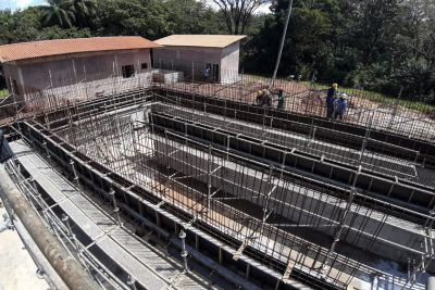 notícia: Cerca de 50% da obra do sistema de água de Santarém já está concluída