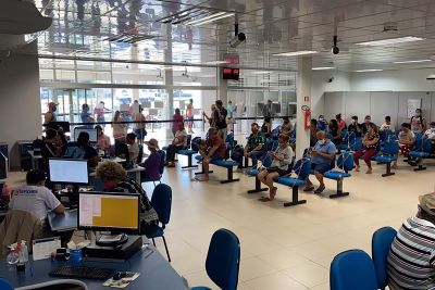 notícia: Agências do Banpará abriram neste sábado (6) para atender beneficiários do Fundo Esperança