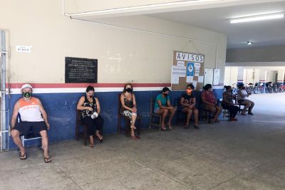 notícia: Escolas garantem higiene e proteção durante entrega dos cartões de vale-alimentação