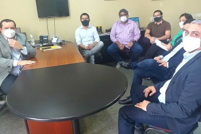 notícia: Estado acelera licenciamento ambiental para obras de infraestrutura