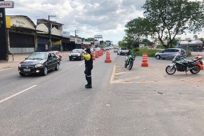 notícia: Detran adota inversão de faixa na BR-316 nos fins de semana de julho