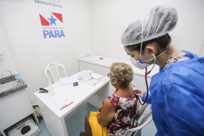 notícia: Moradores de Salinópolis recebem atendimento da Policlínica Itinerante