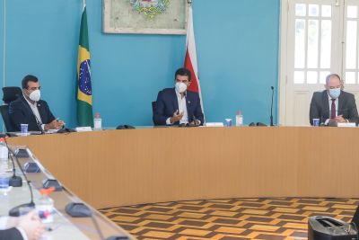 notícia: Governo quer zerar filas de atendimentos da saúde pública