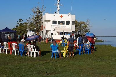 notícia: Barco Papa Francisco chega às comunidades do Baixo Amazonas 