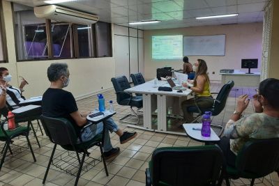 notícia: Escola de Governança reestrutura cursos livres para servidores públicos
