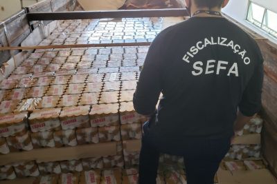 notícia: Mais de 40 mil latas de cerveja sem nota fiscal são apreendidas em Viseu   