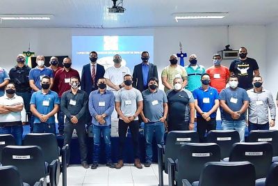 notícia: Agentes de segurança começam curso de operador de drones 