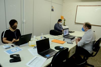 notícia: Seduc promove curso 'A Leitura na Alfabetização' para 300 professores