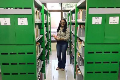 notícia: Biblioteca da Escola de Governança disponibiliza catálogo online