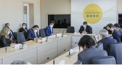 notícia: Governador Helder Barbalho alinha com Ministério da Infraestrutura andamento de obras de transporte prioritárias para o Estado do Pará