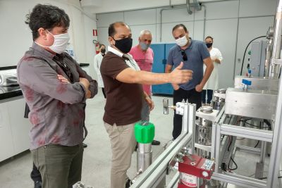 notícia: Empresários de Minas Gerais visitam o PCT Guamá com vista em futuras parcerias
