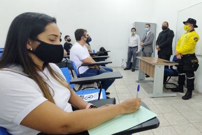 notícia: Turmas de agentes de trânsito iniciam formação no Iesp
