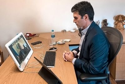 notícia: Governador propõe agenda de serviços ambientais para monetizar a floresta em pé
