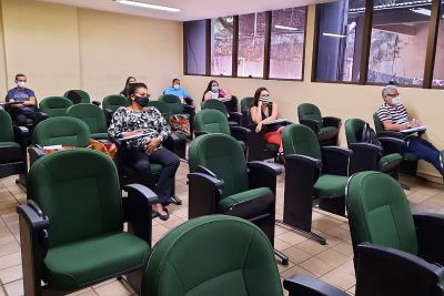 notícia: Servidores públicos são capacitados em cursos presenciais e remotos da EGPA