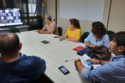 notícia: Escola de Governança e Seduc definem capacitação online para professores do ensino médio