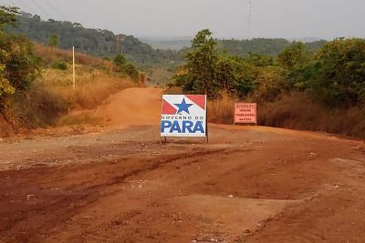 notícia: Vicinal 5 Irmãos começa a receber serviços de conservação e manutenção