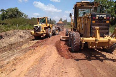 notícia: Obras de pavimentação de estrada avançam em São Francisco do Pará