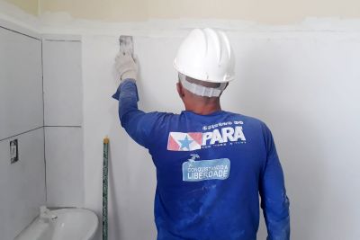 notícia: Custodiados reformam clínica odontológica de casa penal em Santarém