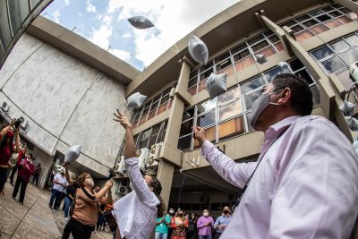 notícia: Sefa homenageia servidores com música e boas-vindas