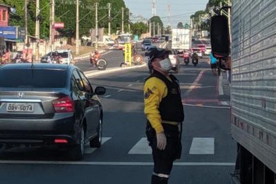notícia: Detran fiscaliza a Rodovia do Tapanã para garantir segurança a ciclistas e pedestres
