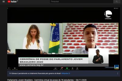 notícia: Aluno de escola pública estadual é diplomado no 'Parlamento Jovem Brasileiro'
