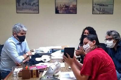 notícia: Sectet e UFPA apresentam central tecnológica do projeto Meu Endereço
