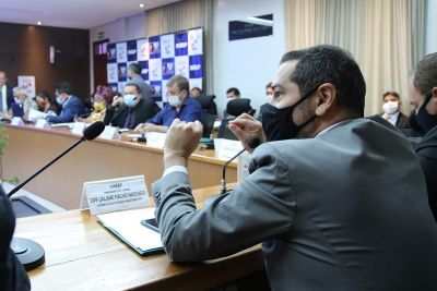 notícia: Conselho Estadual de Segurança Pública elege ouvidora para o Sieds