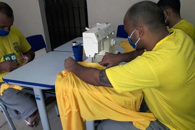 notícia: Internos do Centro de Recuperação de Vitória do Xingu fazem curso de corte e costura