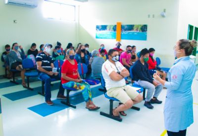 notícia: Hospital do Marajó encerra programação do 'Novembro Azul' junto a usuários