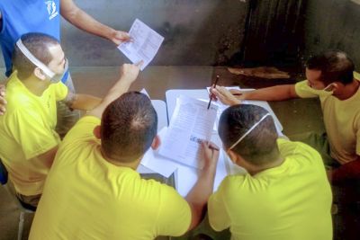 notícia: No Pará, quase 1.500 custodiados estão se preparando para o Enem PPL