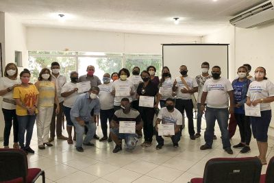 notícia: Seaster qualifica 40 alunos nos cursos de manipulação de alimentos e transporte de produtos perigosos