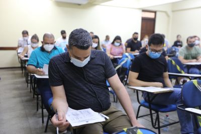 notícia: Uepa: candidatos realizam provas teóricas para revalidação do diploma de Medicina