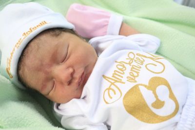notícia: Nasce a bebê de número 3 mil no Hospital Materno-Infantil de Barcarena