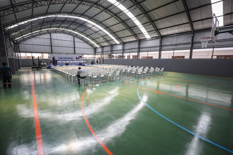 Governador participa da entrega do novo ginásio e dojô do IESP inauguracao-ginasio-dojo-iesp-governador-rodrigo-pinheiro-ag-para

Coronel Antônio Bentes, Diretor IESP <div class='credito_fotos'>Foto: Rodrigo Pinheiro / Ag.Pará   |   <a href='/midias/2021/originais/10046_4d366dd2-8dc1-f76b-6472-92429d876fec.jpg' download><i class='fa-solid fa-download'></i> Download</a></div>