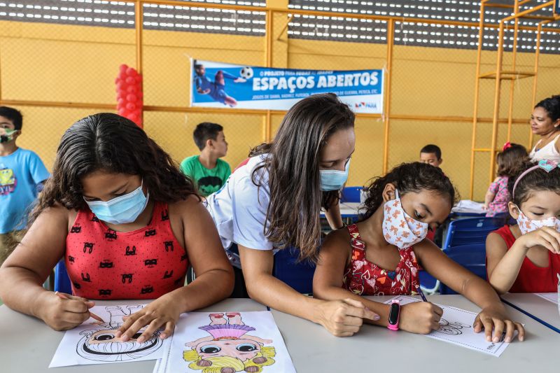 Para paz no aniversário de Salinópolis Fotos Marco Santos/marco santos <div class='credito_fotos'>Foto: Marco Santos / Ag. Pará   |   <a href='/midias/2021/originais/10090_be4c9cf3-70b3-a59d-e159-14e7f2bef07b.jpg' download><i class='fa-solid fa-download'></i> Download</a></div>
