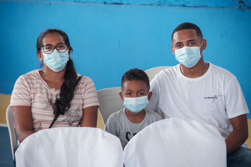 Gleison Leno Melo e família