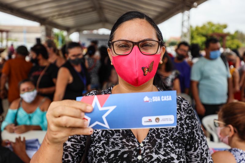 REGINA FREITAS <div class='credito_fotos'>Foto: Marcelo Seabra / Ag. Pará   |   <a href='/midias/2021/originais/11402_57d4c396-c2a8-ce47-d134-db880d6d2ffb.jpg' download><i class='fa-solid fa-download'></i> Download</a></div>