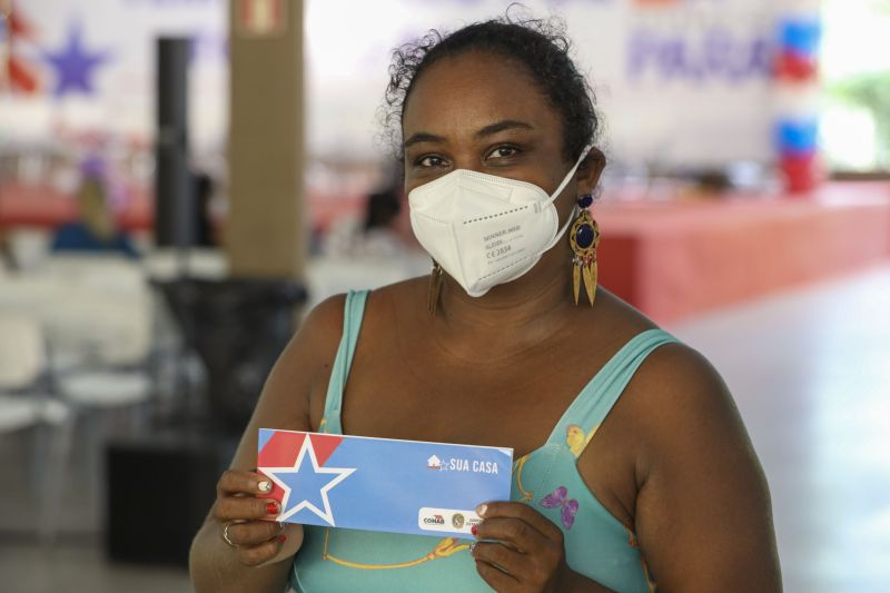 Antônia pinheiro de Castro, 42 anos, estudante e baba.