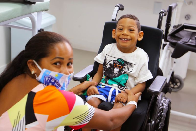Multirão CIIR - Centro Integrado de Inclusão e Reabilitação.
Silvia Do Socorro dos Santos, 27, costureira, residente em Igarapé Mirí. Mãe do Ryan Tiago, 5 anos <div class='credito_fotos'>Foto: Bruno Cecim / Ag.Pará   |   <a href='/midias/2021/originais/7168_b0ff2552-69da-0781-dc20-26384d2d4a78.jpg' download><i class='fa-solid fa-download'></i> Download</a></div>