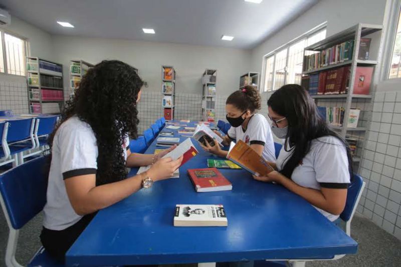 Belém 11 de janeiro de 2021, Governo entrega Escola dom Pedro ll. <div class='credito_fotos'>Foto: Alex Ribeiro / Ag. Pará | <a href='/midias/2021/originais/7170_2986379d-fce6-42ae-d49d-40240e3a381c.jpg' download><i class='fa-solid fa-download'></i> Download</a></div>