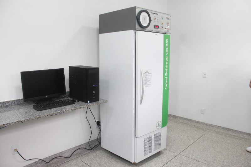 GOVERNO INAUGURA ALA TRANSFUSIONAL DO HEMOPA EM JACAREACANGA <div class='credito_fotos'>Foto: Marcelo Seabra / Ag. Pará | <a href='/midias/2021/originais/7188_f1109c8a-efd0-ccd6-cd74-500b430f4dae.jpg' download><i class='fa-solid fa-download'></i> Download</a></div>