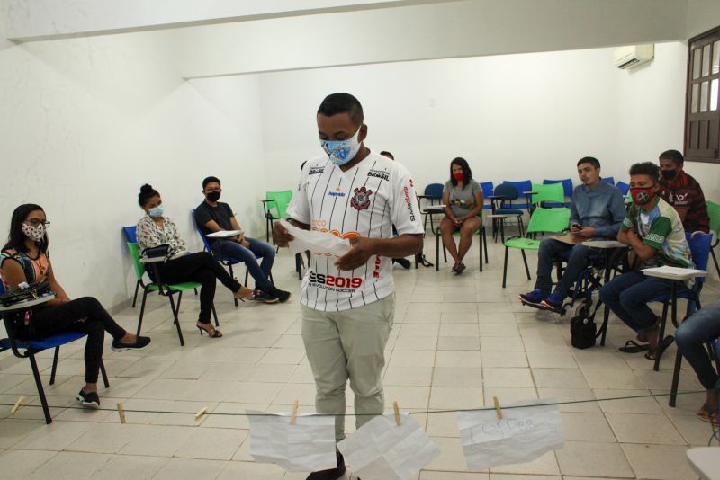 Sejudh finaliza ação para a juventude alusiva ao Janeiro Branco em Breves, no Marajó
<div class='credito_fotos'>Foto: Wagner Almeida/ Ascom Sejudh | <a href='/midias/2021/originais/7194_59c3ab53-906f-7586-f790-111127afb7d1.jpg' download><i class='fa-solid fa-download'></i> Download</a></div>
