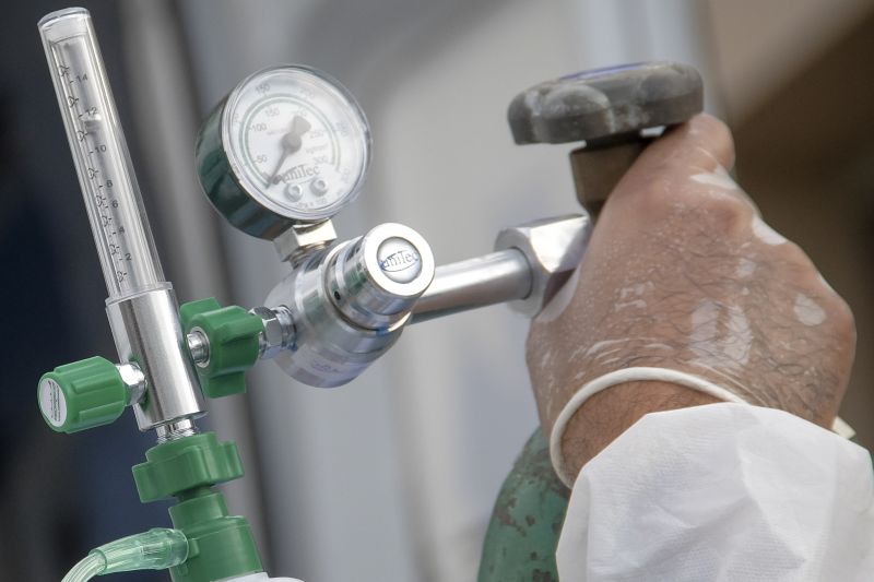 Pacientes com COVID-19são transferidos das UPAs para Regional em Santarém
 <div class='credito_fotos'>Foto: Pedro Guerreiro / Ag. Pará   |   <a href='/midias/2021/originais/7290_b446b1fe-b10a-d489-d9fe-601bb8ea804b.jpg' download><i class='fa-solid fa-download'></i> Download</a></div>