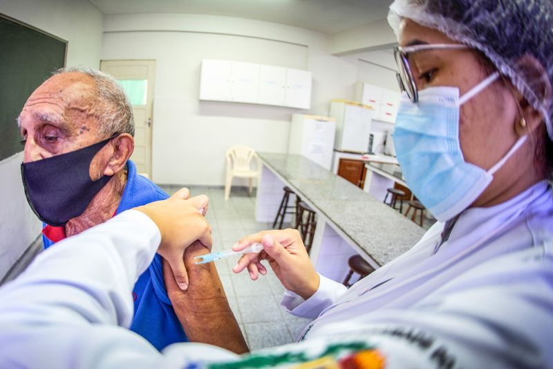  <div class='credito_fotos'>Foto: Nailana Thiely / Ascom Uepa   |   <a href='/midias/2021/originais/7342_3ef1d762-0225-e282-c981-a3f0cace84b2.jpg' download><i class='fa-solid fa-download'></i> Download</a></div>