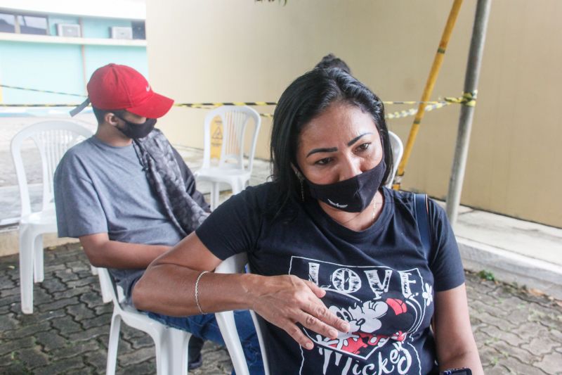 IVONE FREITAS - MÃE DE GEOVANA E IGOR <div class='credito_fotos'>Foto: Marcelo Seabra / Ag. Pará   |   <a href='/midias/2021/originais/7430_f6217804-6f84-fbaa-a7a8-0e74a3a79396.jpg' download><i class='fa-solid fa-download'></i> Download</a></div>