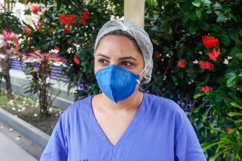 NARJARA DANTAS - PSICOLOGA DO HOPSPITAL DE CAMPANHA <div class='credito_fotos'>Foto: Marcelo Seabra / Ag. Pará   |   <a href='/midias/2021/originais/7452_df64ce2a-a32d-3859-51fa-e426f2a53646.jpg' download><i class='fa-solid fa-download'></i> Download</a></div>