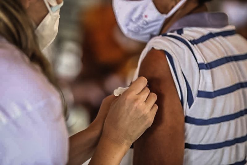 No Pará estão sendo vacinados idosos com mais de 60 anos e outros segmentos determinados no PNI