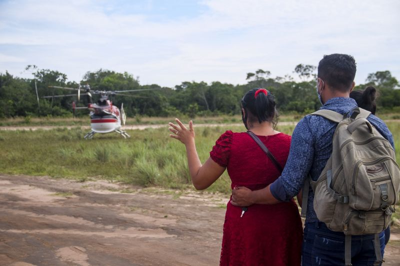 Transferencia de paciente COVID 19 - PRAINHA

FOTO: PEDRO GUERREIRO / AG.PARÁ <div class='credito_fotos'>Foto: Pedro Guerreiro / Ag. Pará   |   <a href='/midias/2021/originais/8587_8de0b1d9-93b9-0b69-cc0d-06df1292f8a9.jpg' download><i class='fa-solid fa-download'></i> Download</a></div>